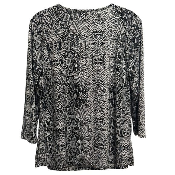 Dana Buchman Snakeskin Keyhole Top M - Picture 3 of 3